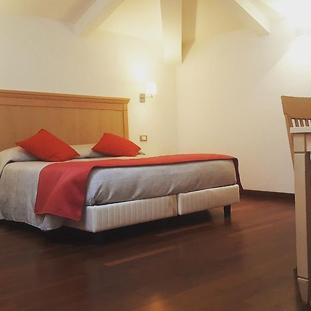 Hotel Palazzo Sant' Elena 포자 외부 사진